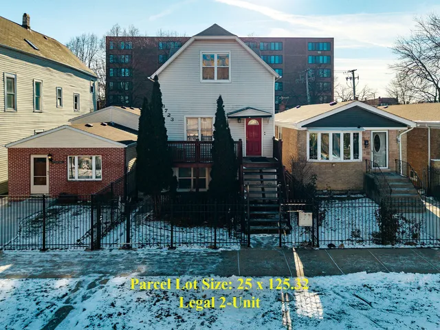 $450,000 | 3723 West McLean Avenue, Chicago, IL 60647