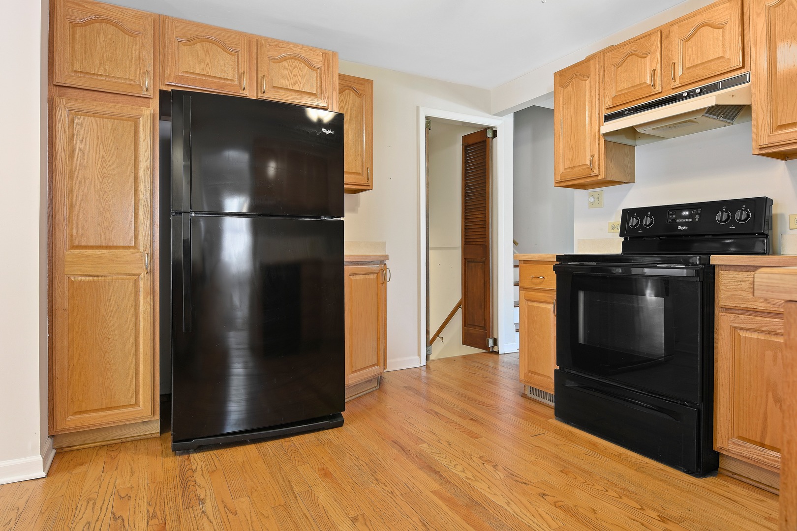 3829 Rugen Road Glenview, IL 60025 - Photo 5 of 13