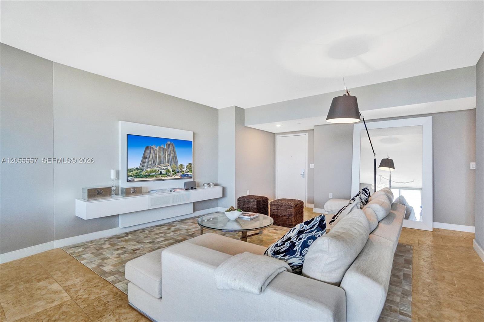 400 Alton Road, Unit 1011 Miami Beach, FL 33139 - Photo 10 of 30 Gallery Image 10
