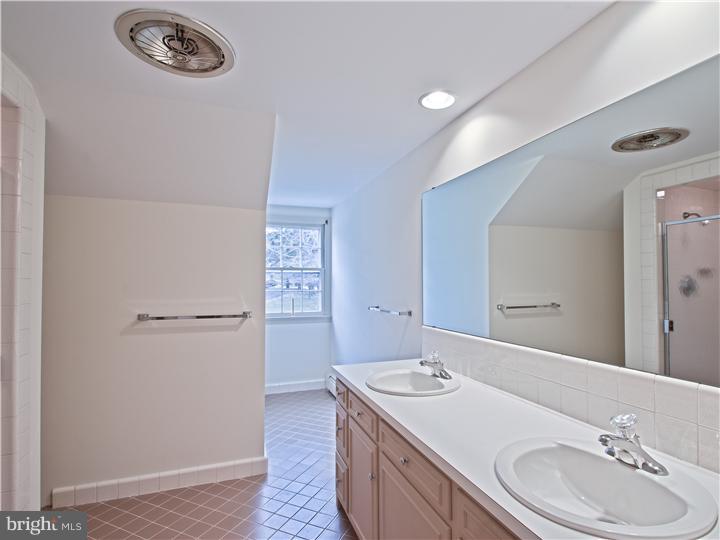 885 Pebble Hill Road Doylestown, PA 18901 - Photo 16 of 19 Bathroom