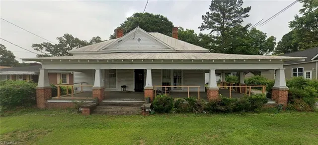 $77,050 | 109 Church Street, Mount Olive, NC 28365