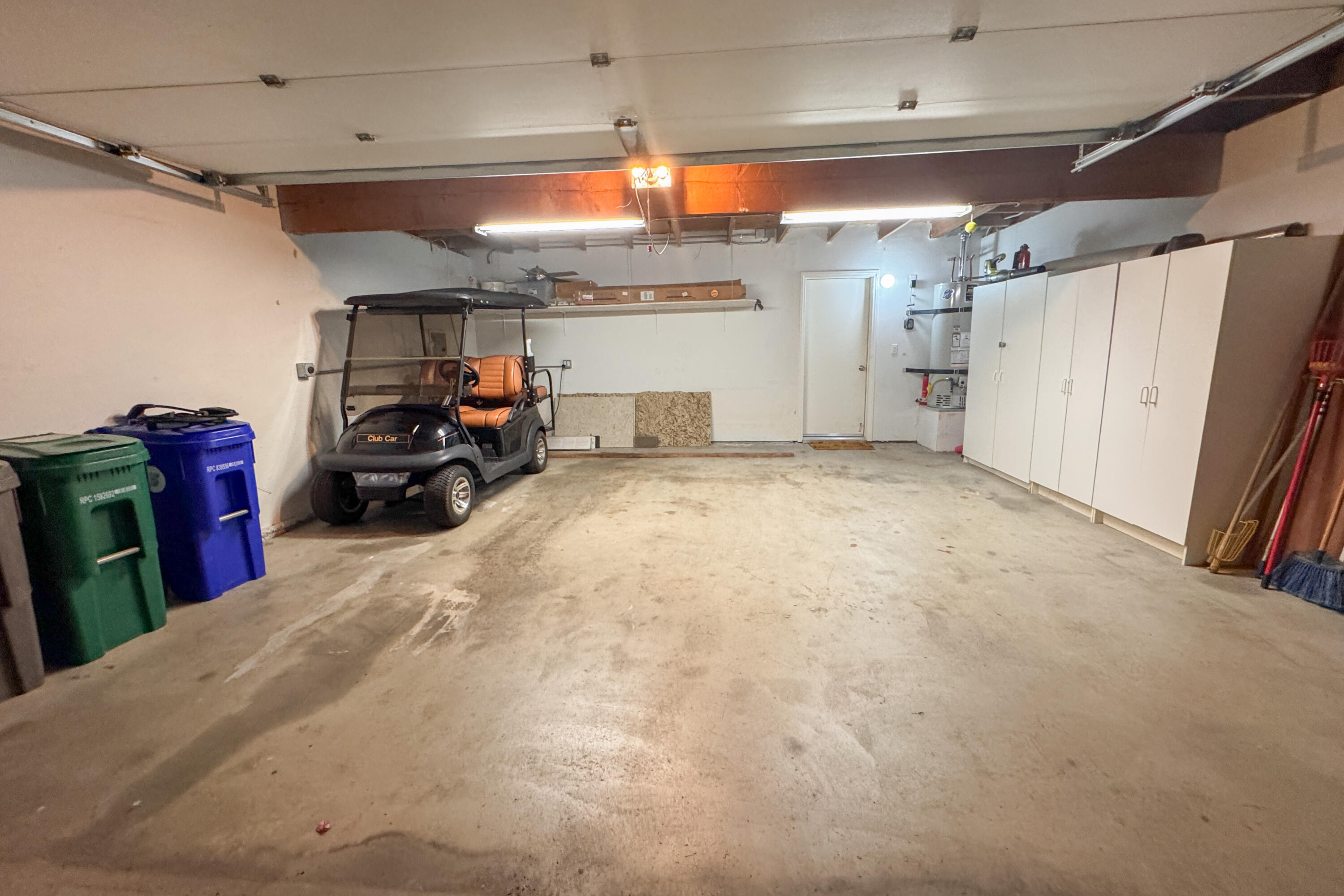 73 Marbella Drive Rancho Mirage, CA 92270 - Photo 43 of 43 a view of parking garage with furniture