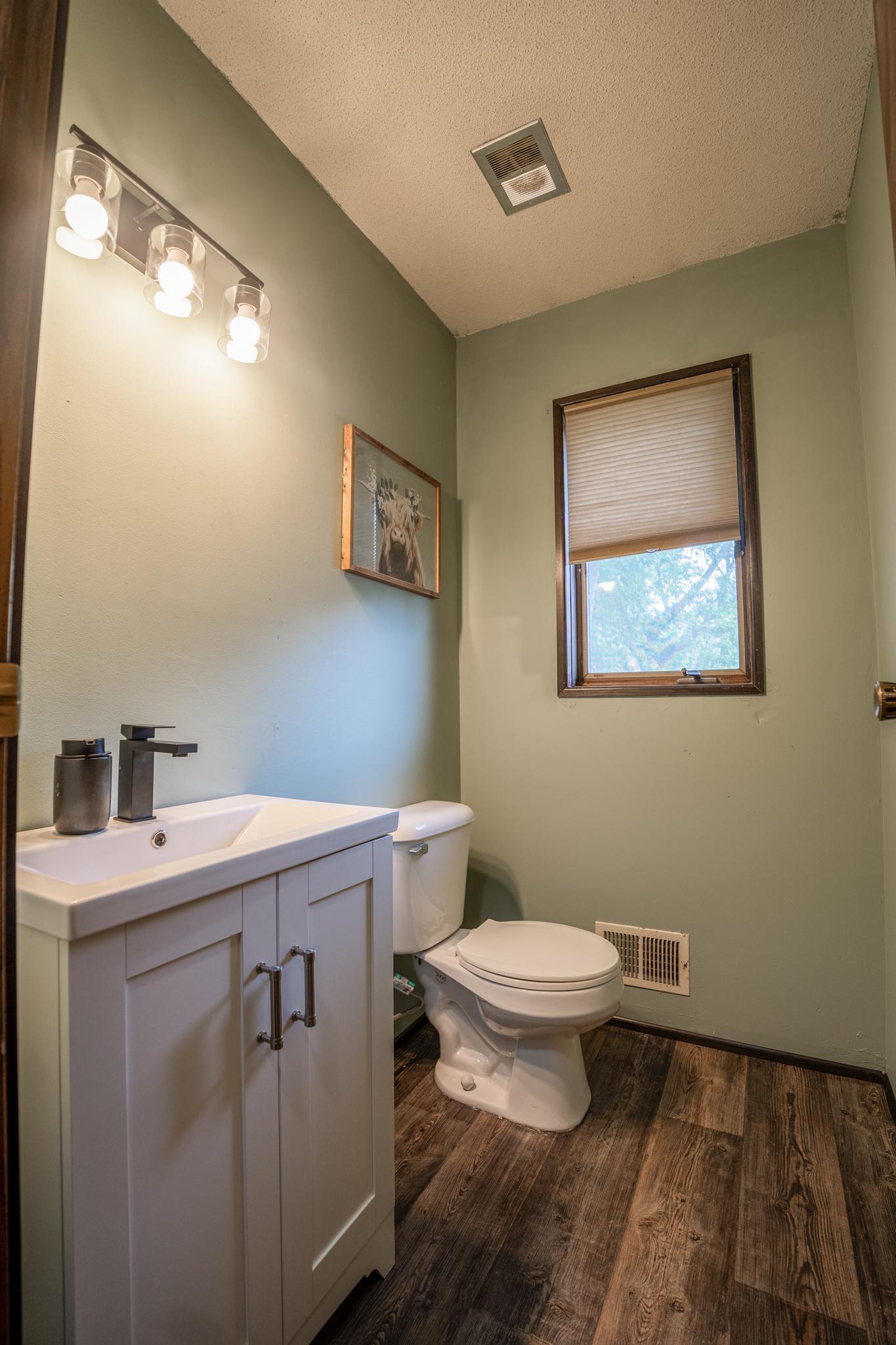 416 8th Avenue Madison, MN 56256 - Photo 14 of 31