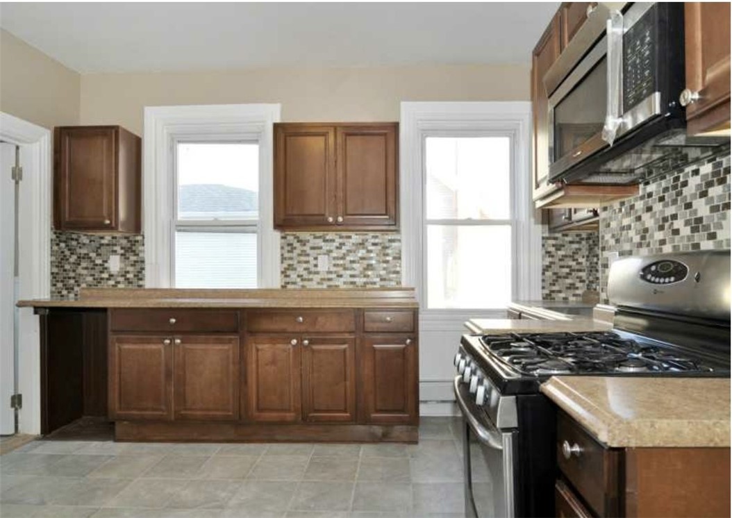 32 Royal Street, Unit 2 Providence, RI 02906 - Photo 4 of 13
