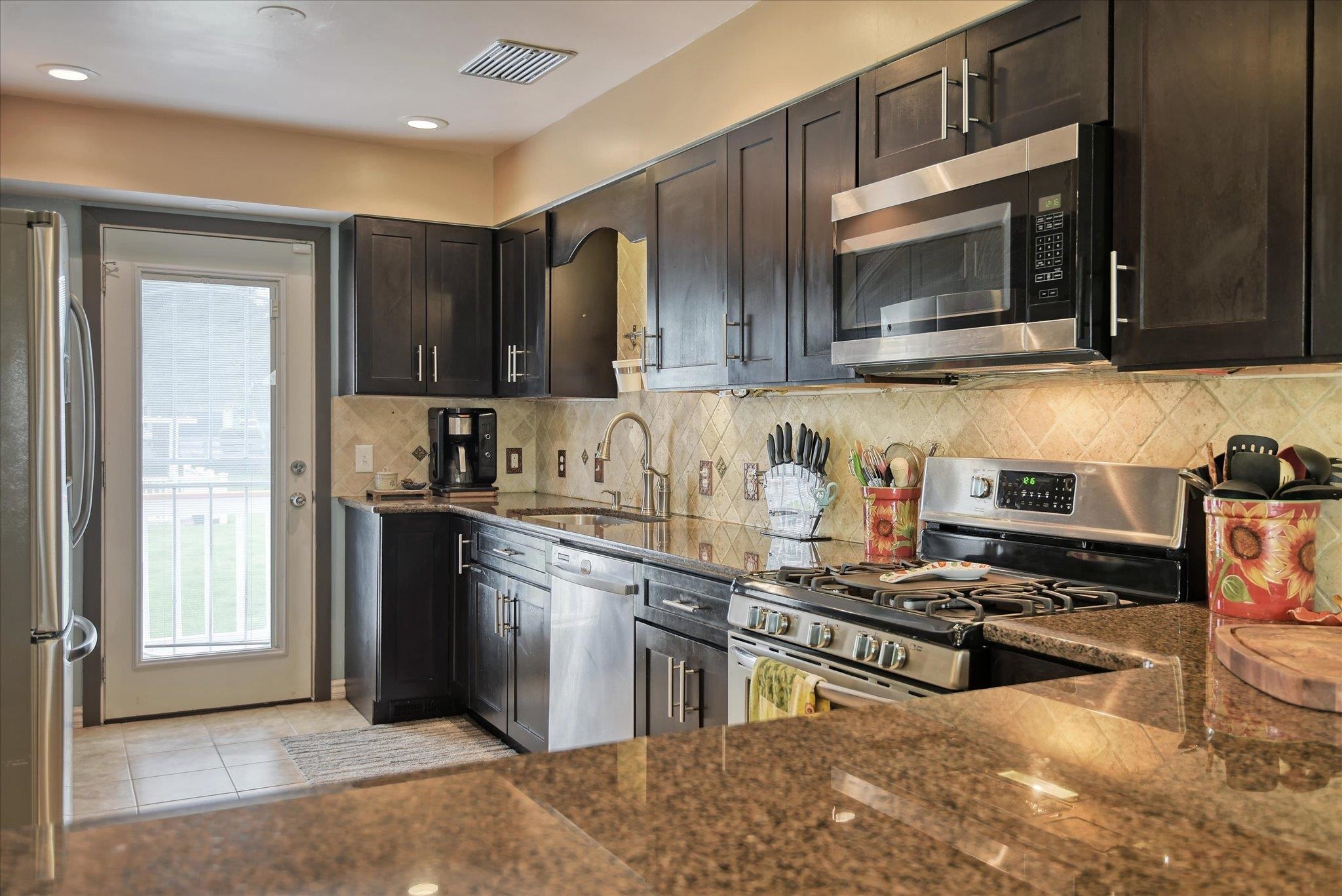 602 North Walnut Road Spokane Valley, WA 99206 - Photo 6 of 36