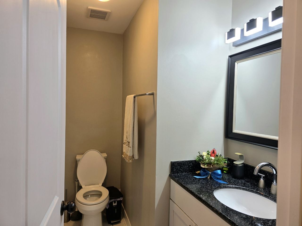 5139 North East River Road, Unit 162F Chicago, IL 60656 - Photo 14 of 19