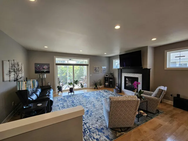 $584,900 | W7986 County Rd B, Unit 10, Lake Mills, WI 53551