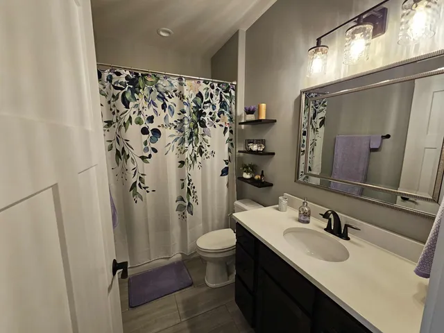 $584,900 | W7986 County Rd B, Unit 10, Lake Mills, WI 53551