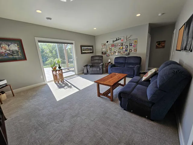 $584,900 | W7986 County Rd B, Unit 10, Lake Mills, WI 53551