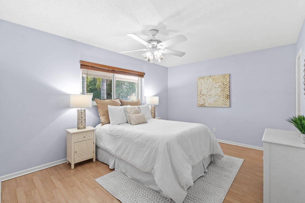 3187 Buccaneer Road Lake Worth, FL 33462 - Photo 21 of 40 026-3187BuccaneerRoad-LakeWorth-FL-33462