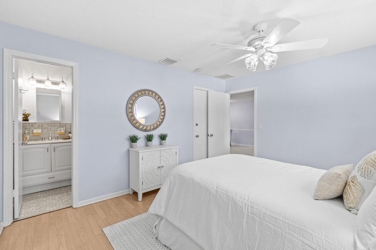 3187 Buccaneer Road Lake Worth, FL 33462 - Photo 22 of 40 027-3187BuccaneerRoad-LakeWorth-FL-33462