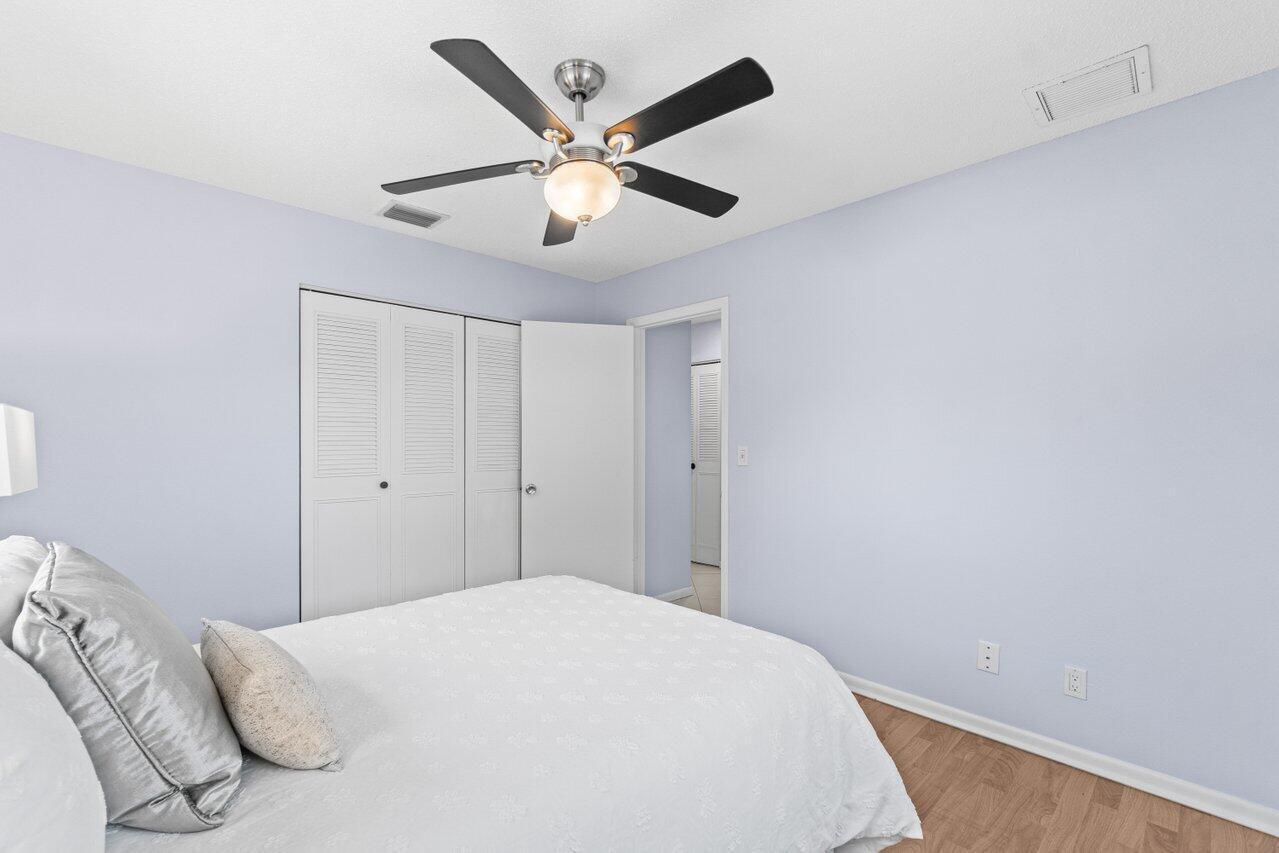 3187 Buccaneer Road Lake Worth, FL 33462 - Photo 25 of 40 021-3187BuccaneerRoad-LakeWorth-FL-33462