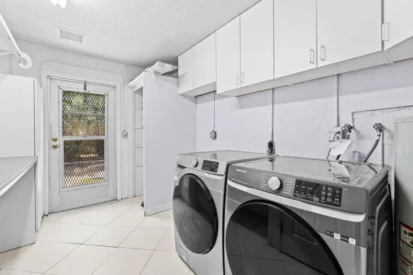 $3,800 | 3187 Buccaneer Road, Lake Worth, FL 33462