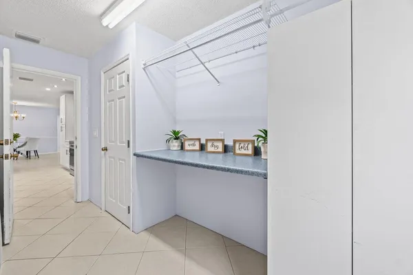 $3,800 | 3187 Buccaneer Road, Lake Worth, FL 33462