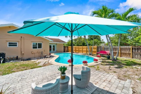 $3,800 | 3187 Buccaneer Road, Lake Worth, FL 33462