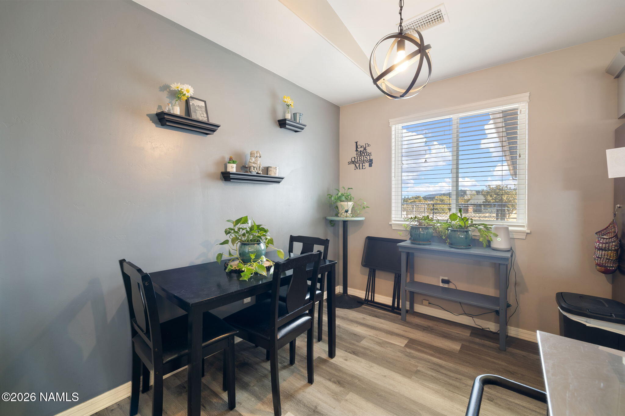 6339 North Bluefield Road Flagstaff, AZ 86004 - Photo 7 of 35 Dining