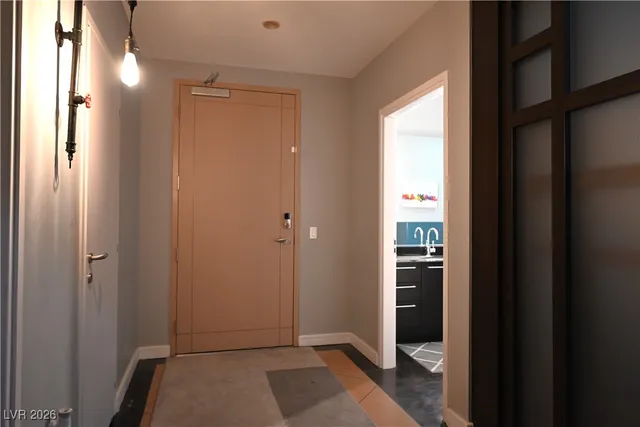 $3,500 | 200 Hoover Avenue, Unit 1111, Las Vegas, NV 89101