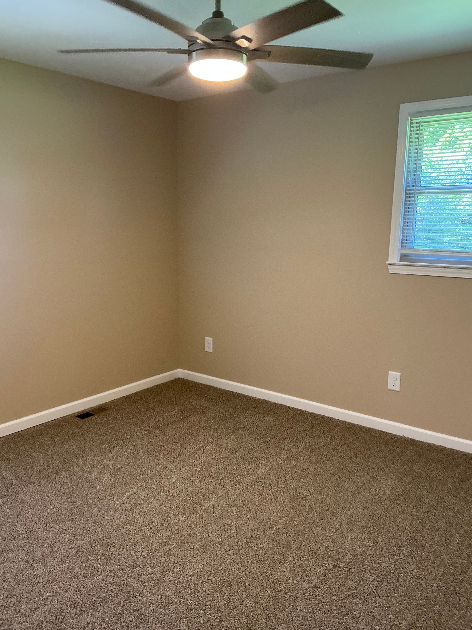 275 Attaway Road Clarksville, TN 37040 - Photo 10 of 17