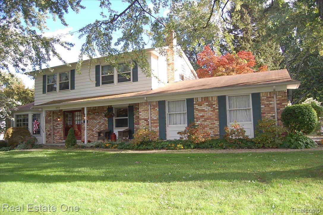 555 South Fieldstone Drive Rochester, MI 48309 - Photo 14 of 14 555 fieldstone 026