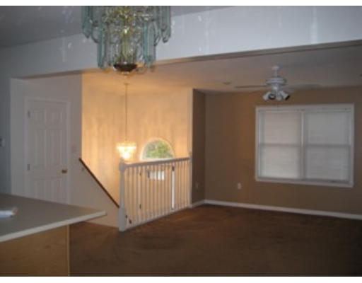 11 Lea Lane Fall River, MA 02721 - Photo 5 of 6 Gallery Image 5