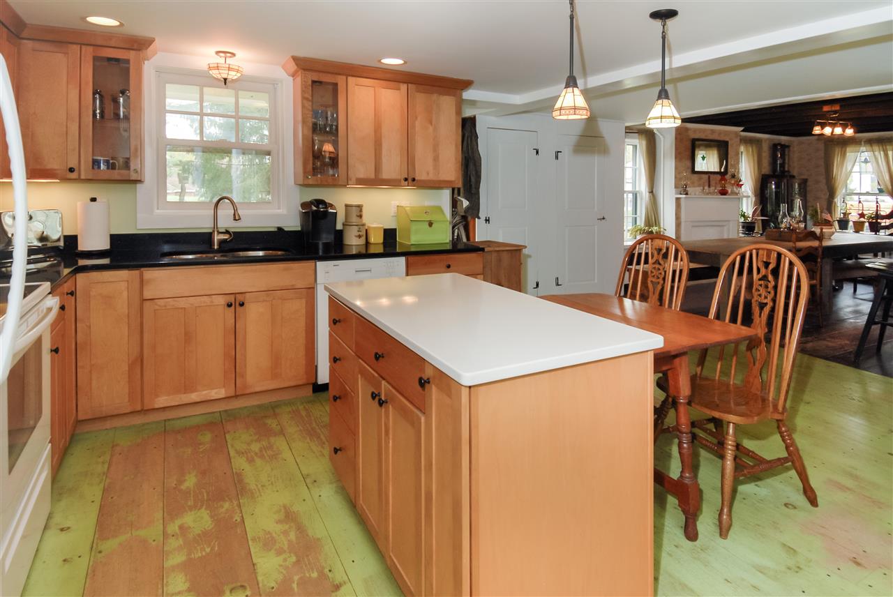1 Kingston Road Plaistow, NH 03865 - Photo 8 of 24 Gallery Image 8