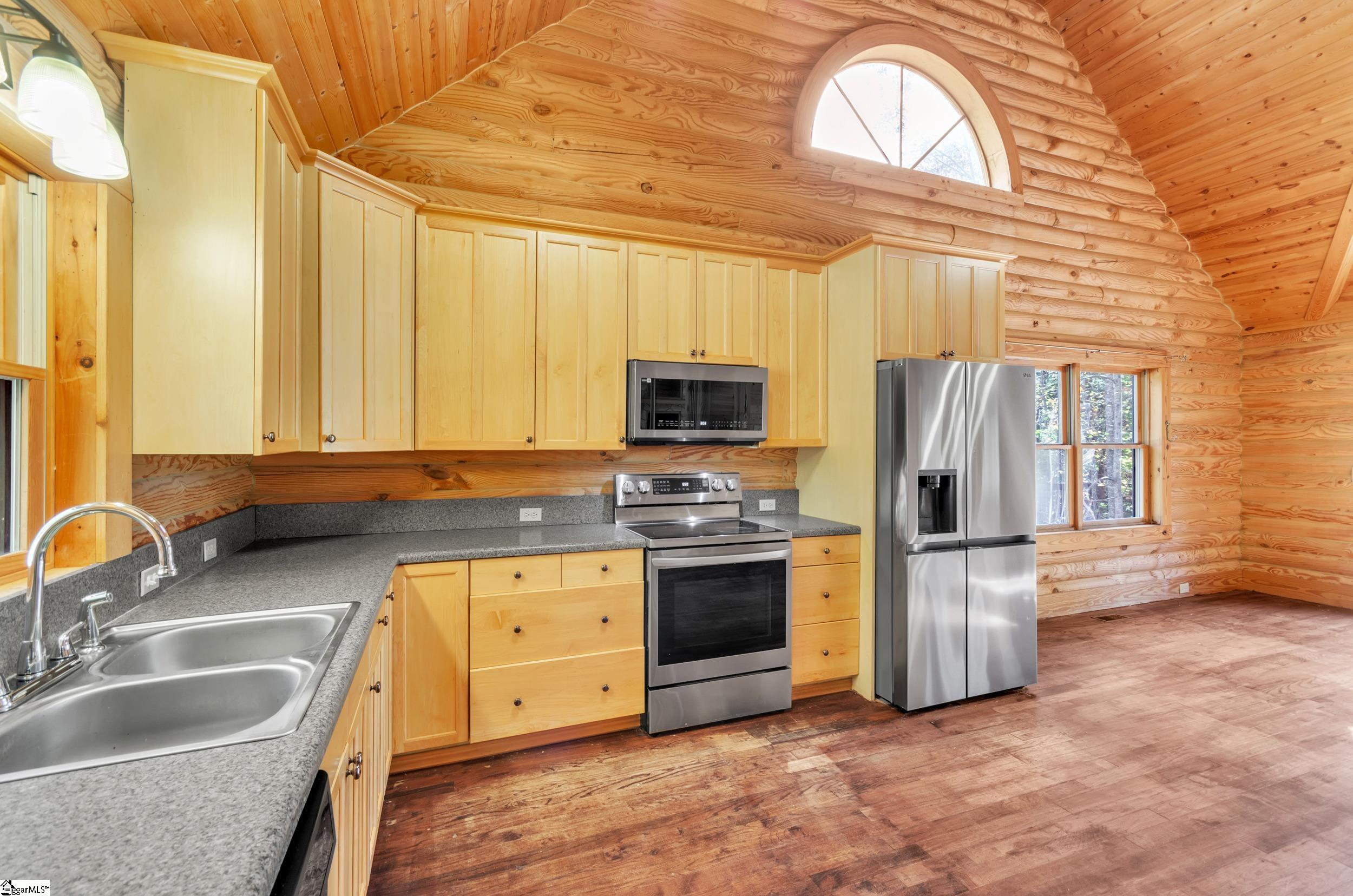 417 Whispering Falls Road Pickens, SC 29671 - Photo 5 of 42 Gallery Image 5