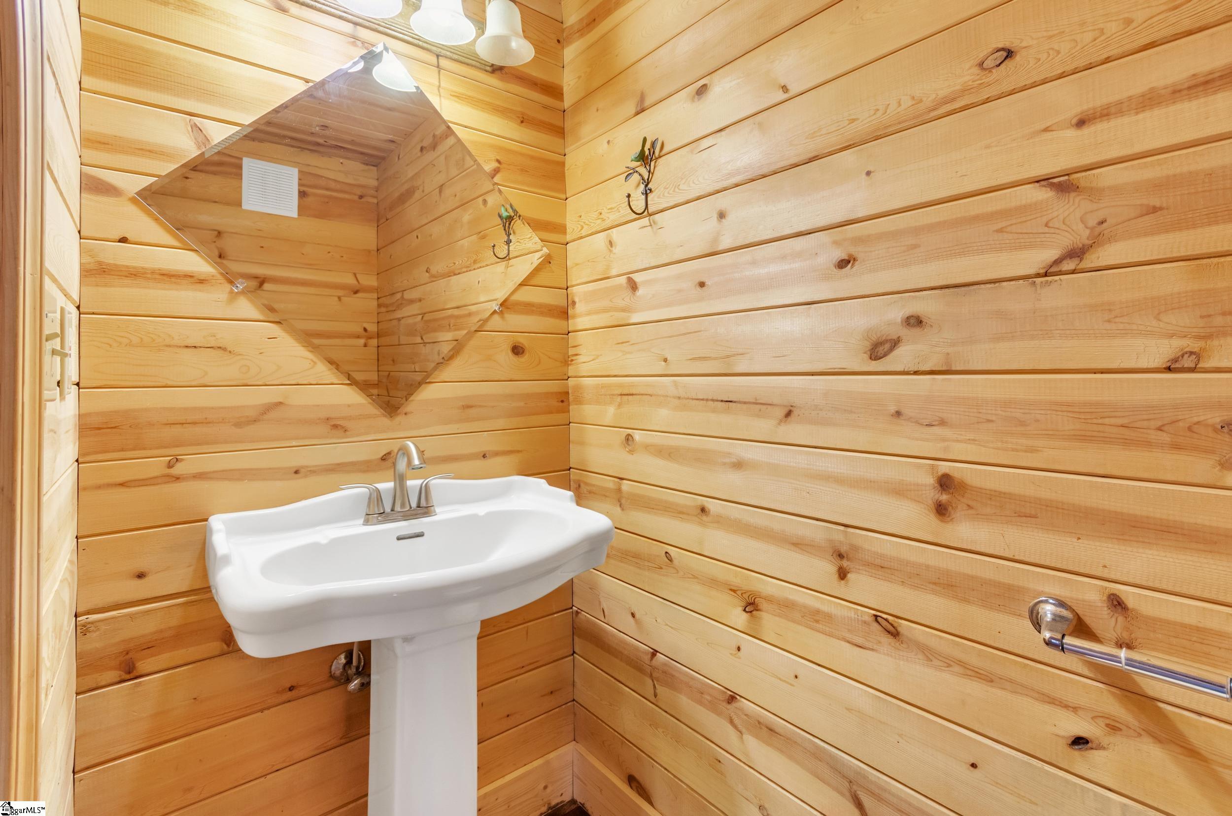 417 Whispering Falls Road Pickens, SC 29671 - Photo 9 of 42 Gallery Image 9