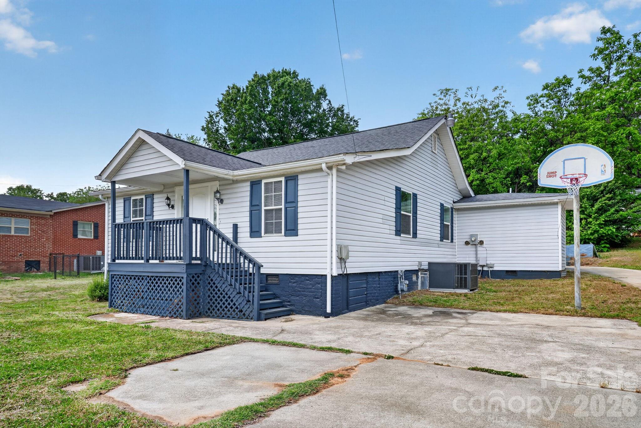 62 Roberta Road Concord, NC 28027 - Photo 3 of 46