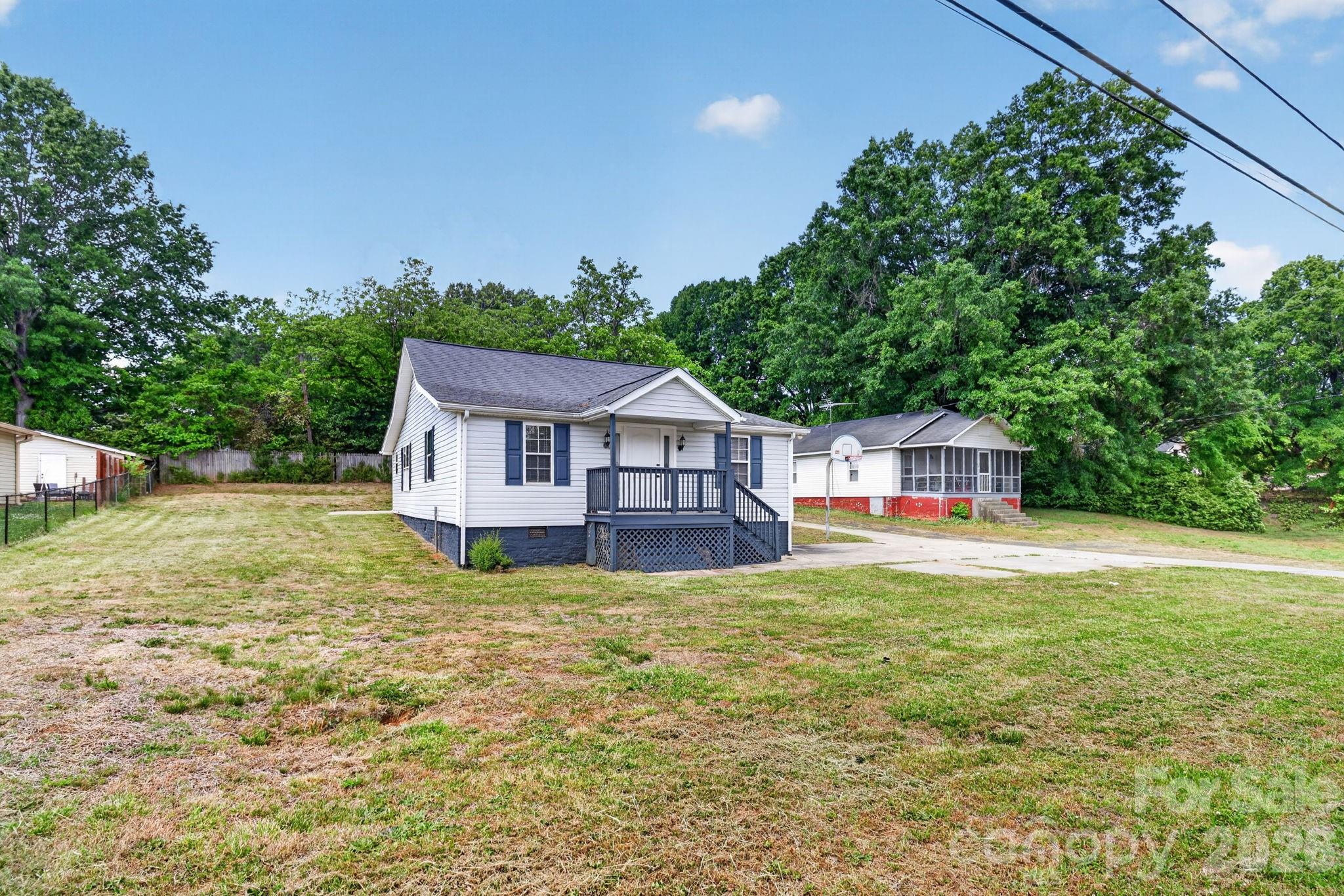 62 Roberta Road Concord, NC 28027 - Photo 4 of 46