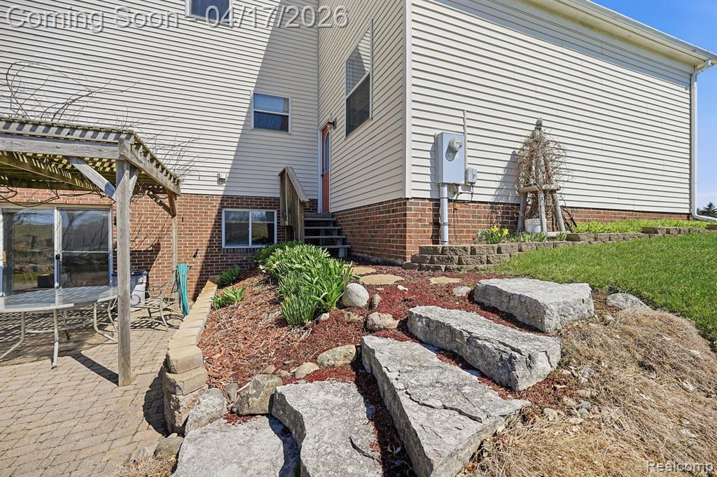 72689 Dequindre Road Leonard, MI 48367 - Photo 77 of 93