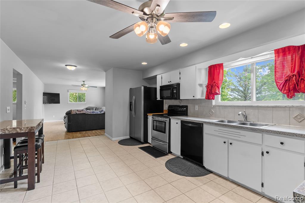 7284 Fostoria Road Mayville, MI 48744 - Photo 12 of 30 Gallery Image 12