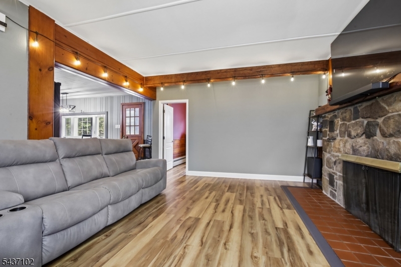 52 Charlestown Road Hampton, NJ 08827 - Photo 8 of 23