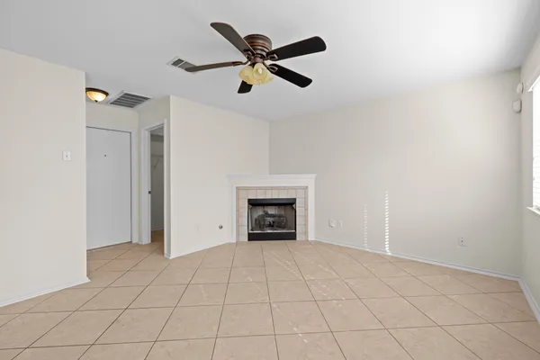 $2,400 | 3410 Flowstone Lane, Round Rock, TX 78681