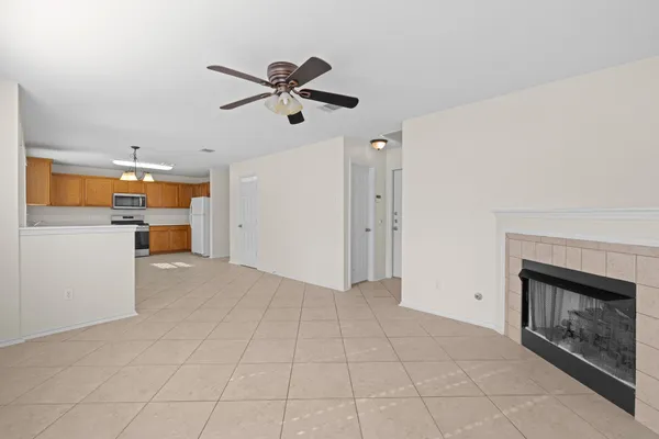 $2,400 | 3410 Flowstone Lane, Round Rock, TX 78681