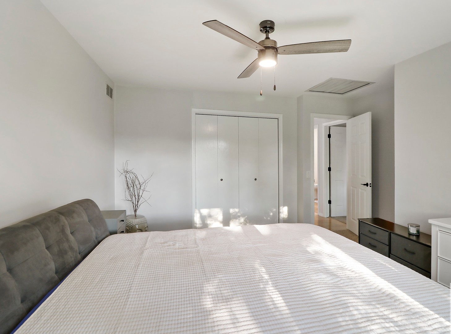 196 Rosedale Court Bloomingdale, IL 60108 - Photo 24 of 41