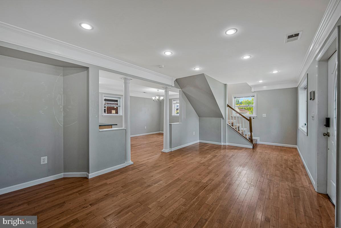 2507 Weisman Road Silver Spring, MD 20902 - Photo 9 of 40 Gallery Image 9