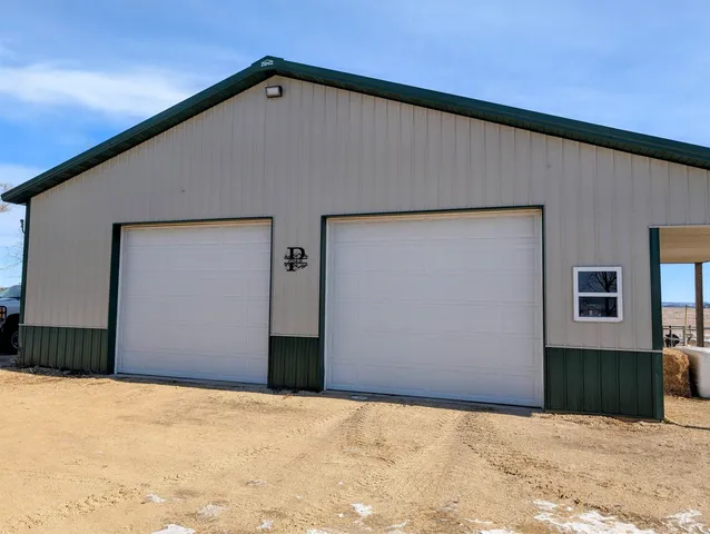 $457,000 | 23087 Burr Oak Road, Harvard, IL 60033