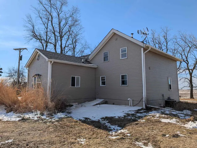 $457,000 | 23087 Burr Oak Road, Harvard, IL 60033