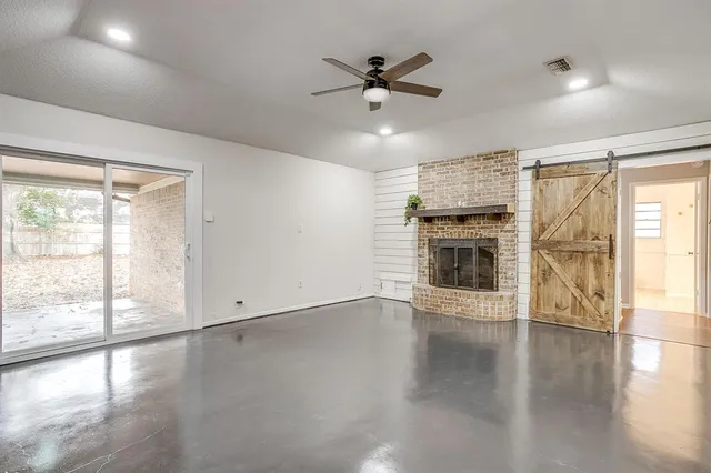 $335,000 | 1114 Willow Creek Road, Cleburne, TX 76033