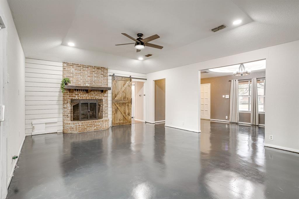 1114 Willow Creek Road Cleburne, TX 76033 - Photo 13 of 40