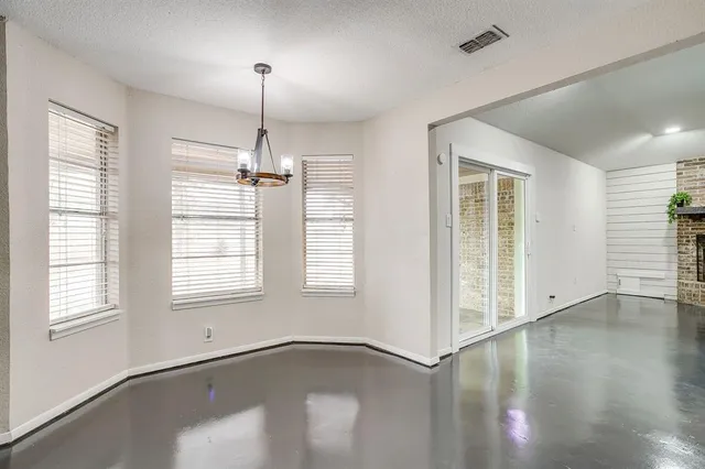 $335,000 | 1114 Willow Creek Road, Cleburne, TX 76033