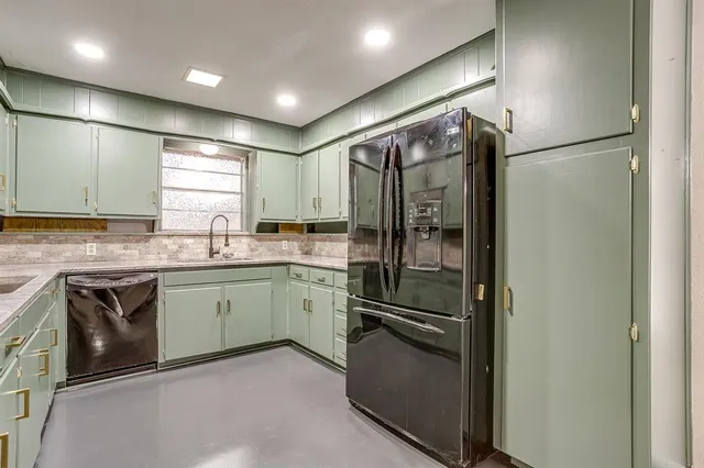 $335,000 | 1114 Willow Creek Road, Cleburne, TX 76033