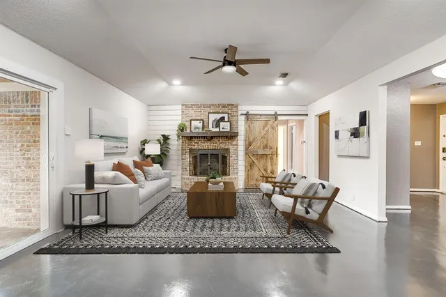 $335,000 | 1114 Willow Creek Road, Cleburne, TX 76033