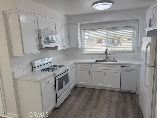 3734 West 113th Street, Unit 4 Inglewood, CA 90303 - Photo 6 of 13