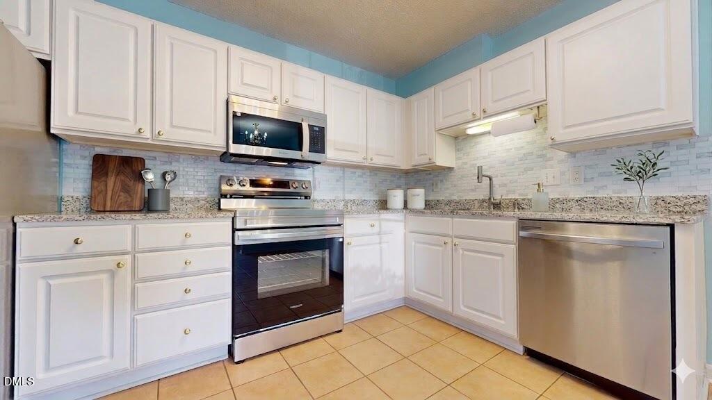 2501 Huntscroft Lane, Unit 100 Raleigh, NC 27617 - Photo 9 of 39