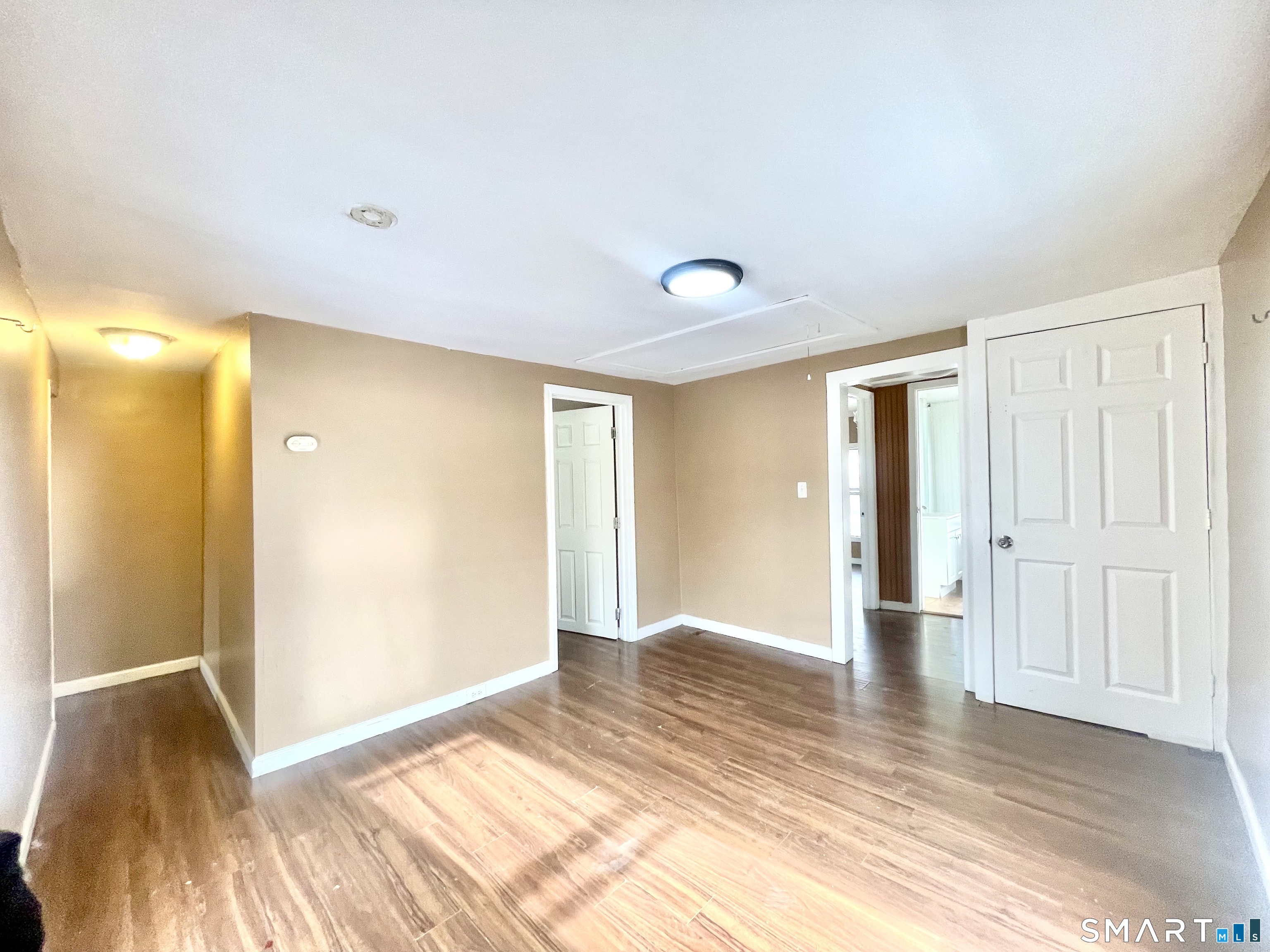 128 Franklin Street Waterbury, CT 06706 - Photo 18 of 25 a view of an empty room and window