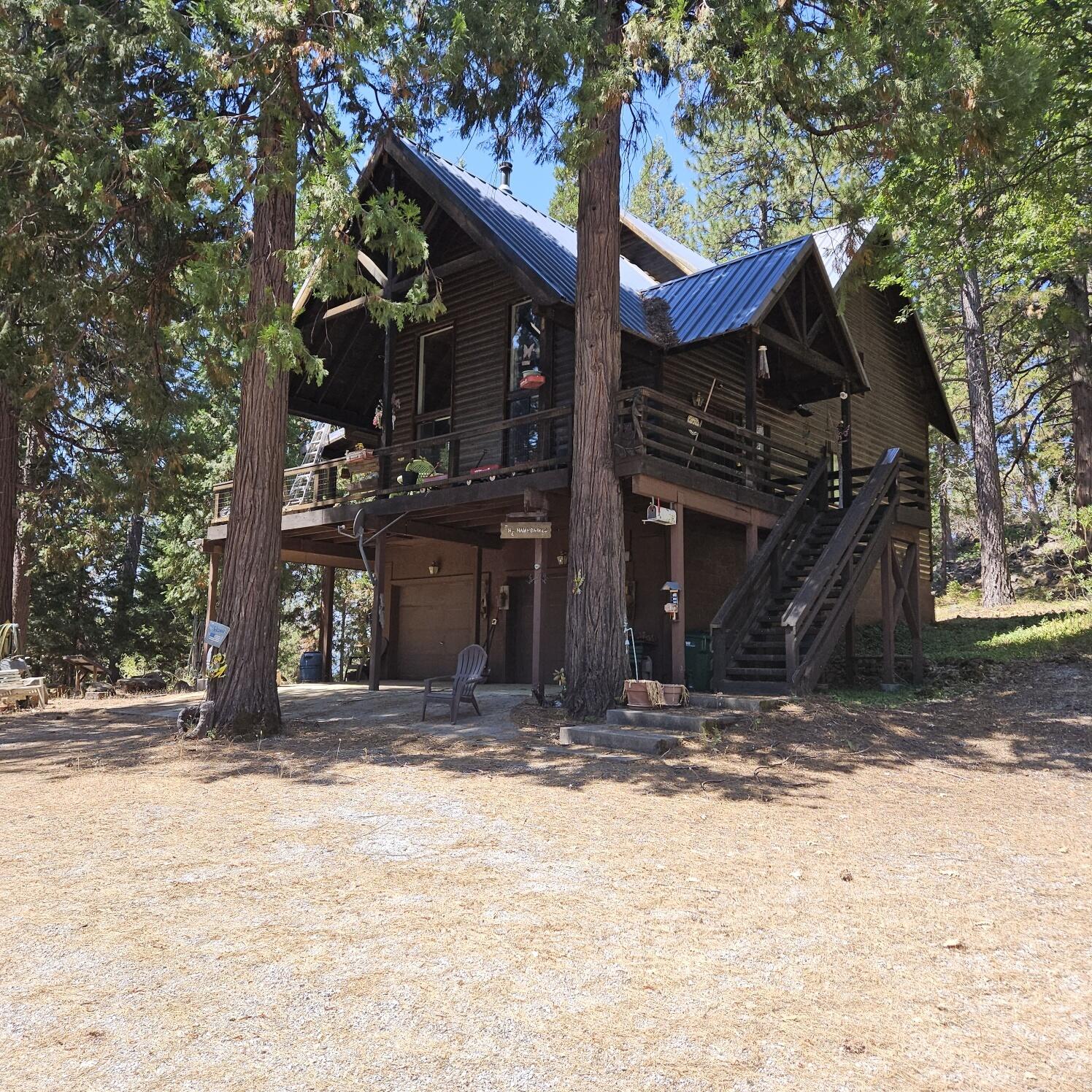 17204 Phillips Road Oak Run, CA 96069 - Photo 1 of 26 Front View