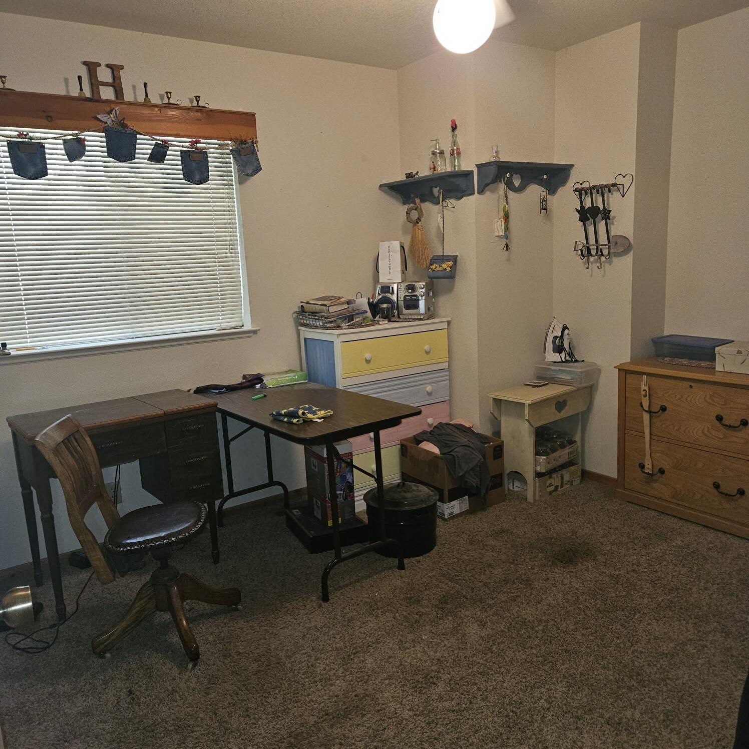 17204 Phillips Road Oak Run, CA 96069 - Photo 17 of 26 Office - Bedroom