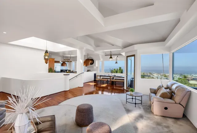 $4,500,000 | 4527 Narragansett Avenue, San Diego, CA 92107