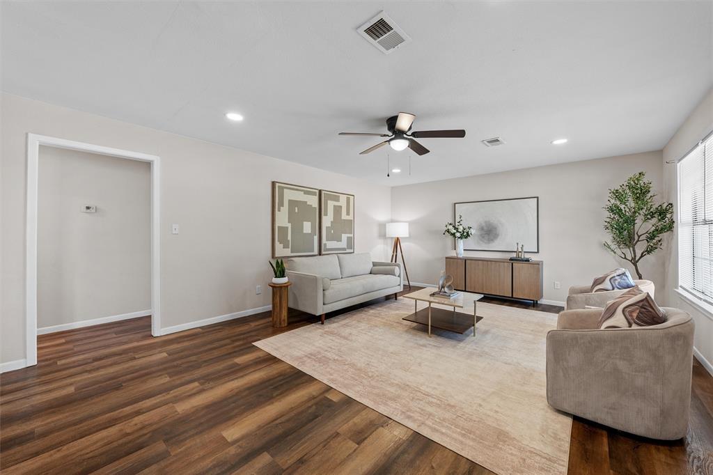 119 Castleman Circle Hewitt, TX 76643 - Photo 6 of 34